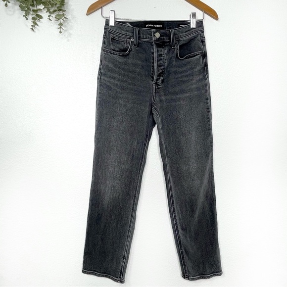 ARITZIA‎ DENIM FORUM • Arlo High Rise Straight Leg Jeans - Picture 3 of 10